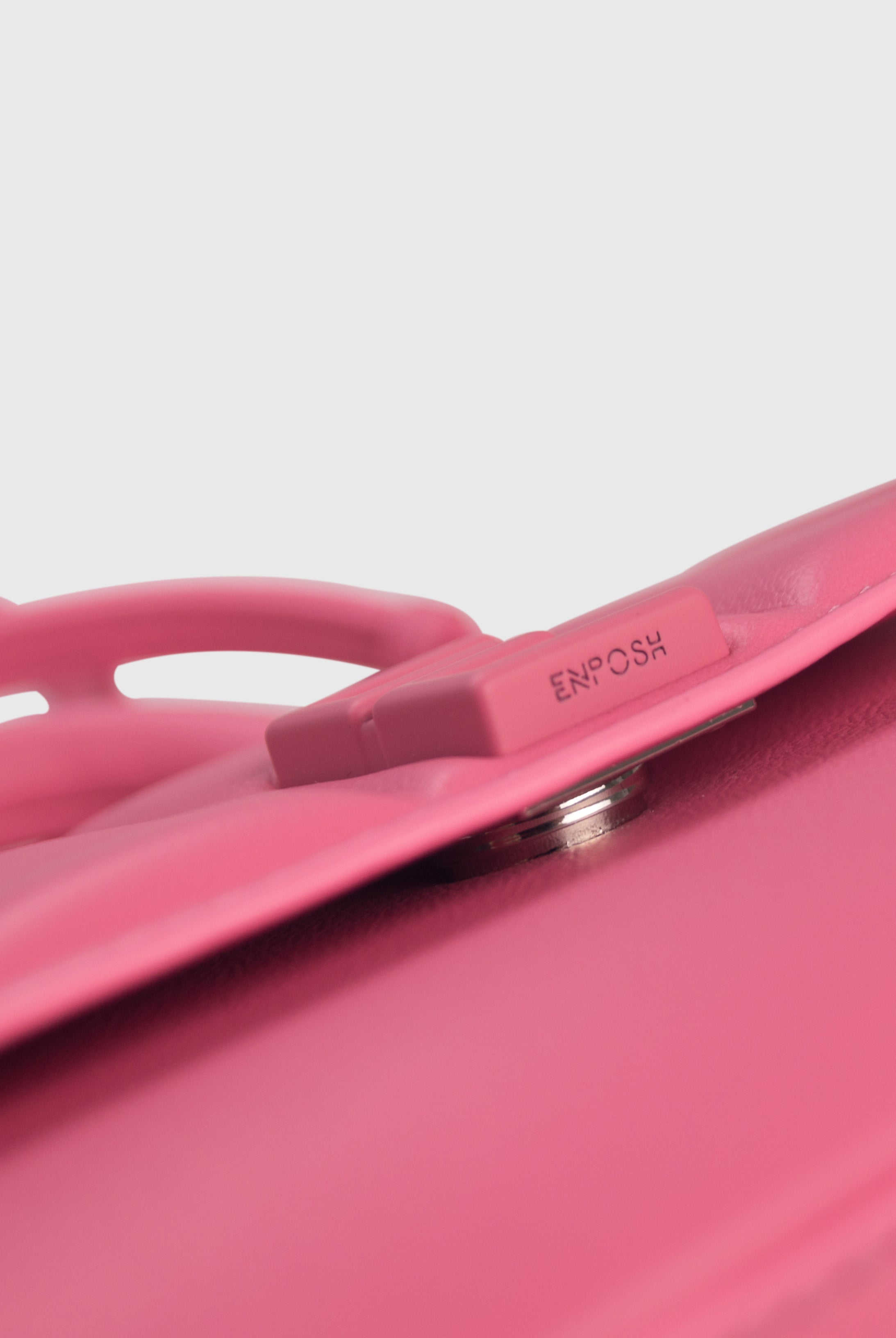 EVA MINI Rosa - Borsa in similpelle premium con patta trapuntata | ENPOSH
