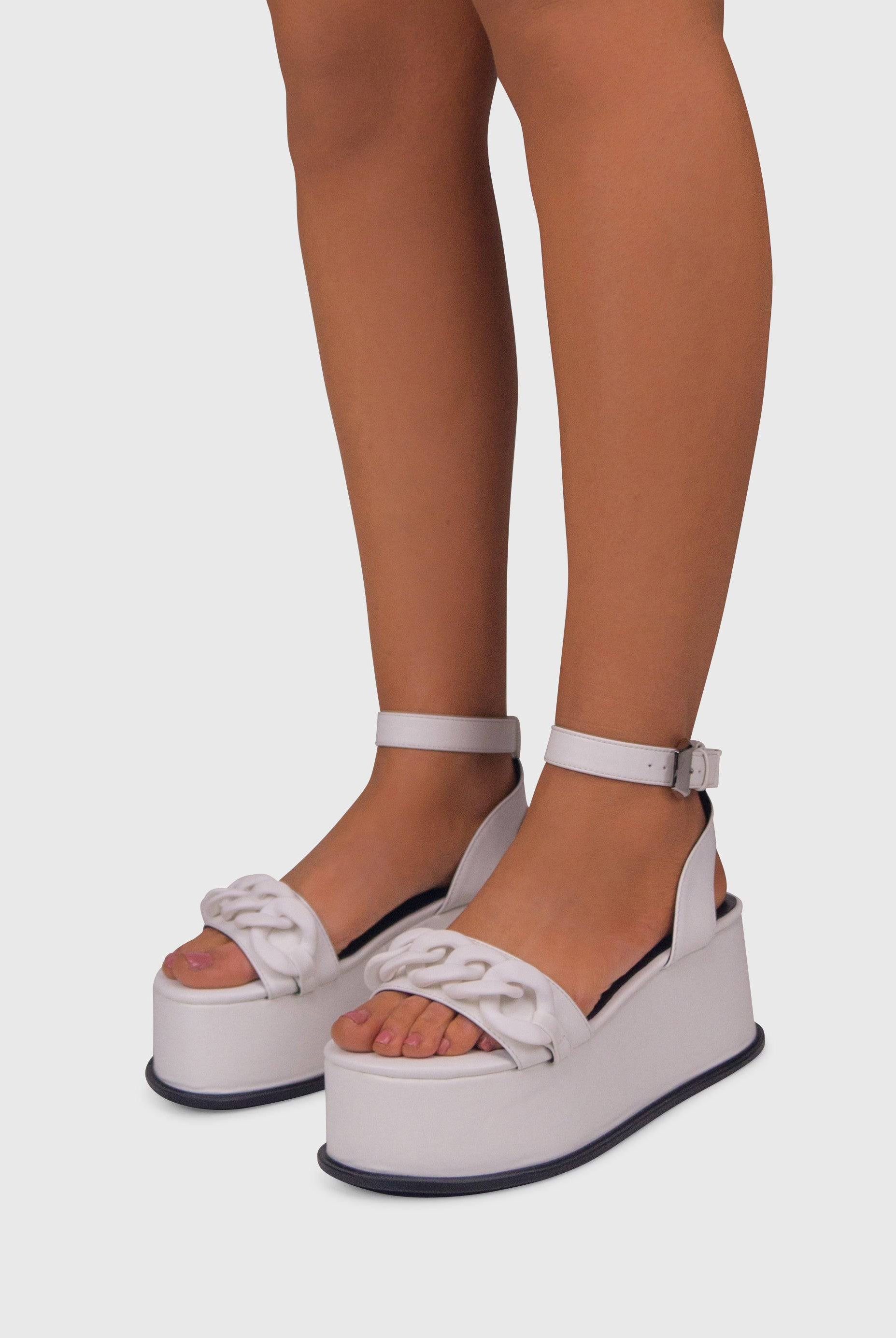 TESS Bianco Vegas - Sandali zeppa flatform con dettaglio catena opaca | ENPOSH