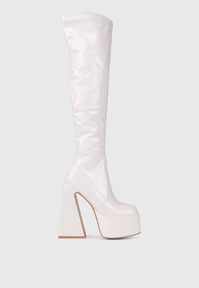 Stivali con plateau e tacchi alti bianco | ENPOSH