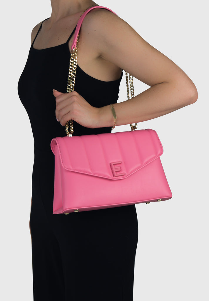 EVA MEDIUM Rosa - Borsa media a spalla in similpelle premium con patta trapuntata | ENPOSH