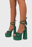 CAMELIA Verde - Sandali plateau spesso con lacci in caviglia | ENPOSH