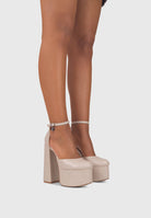 PAMY CREMA CROC - Décolléte punta tonda plateau alto | ENPOSH